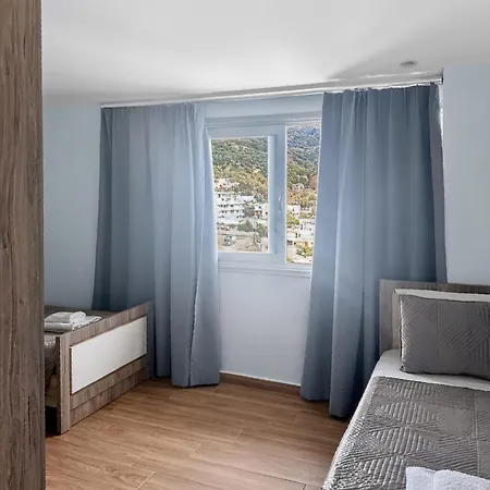 Sunset Bay Vlorë